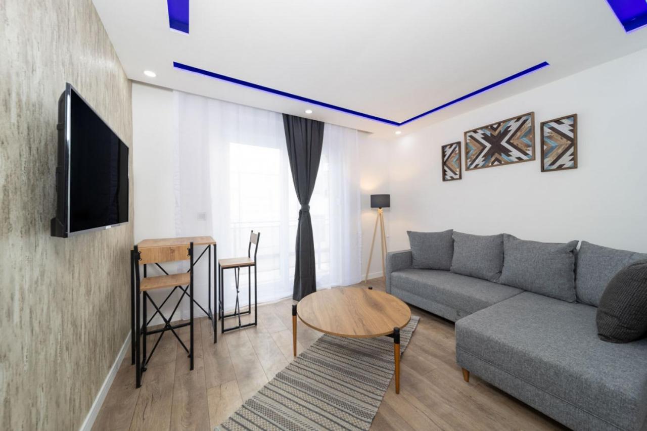 Cozy With Central Location In Апартаменты